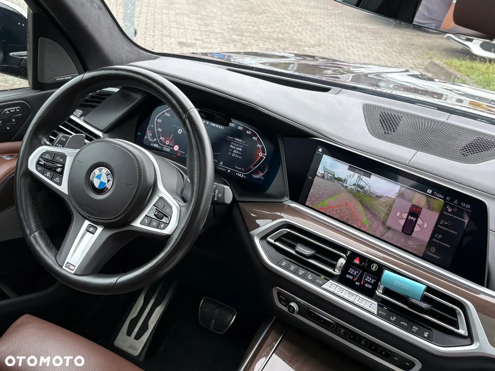 BMW X7 M50i sport - 17