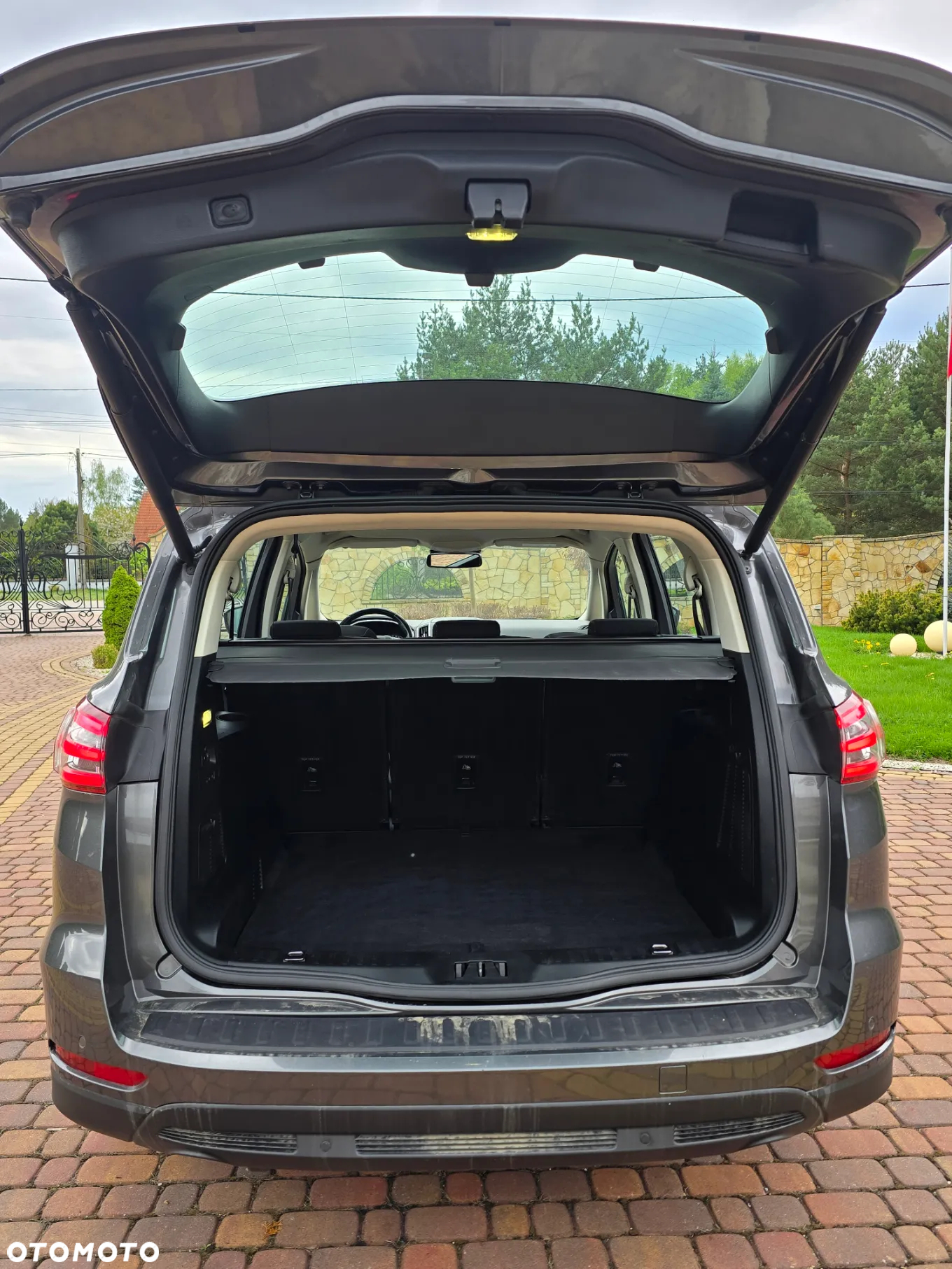 Ford S-Max 2.0 TDCi Titanium PowerShift - 37