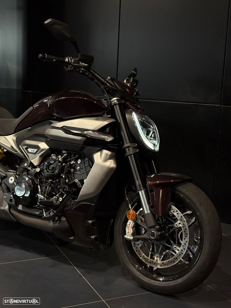 Ducati XDiavel V4 - 2