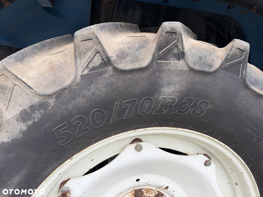 New Holland 8360 - 7