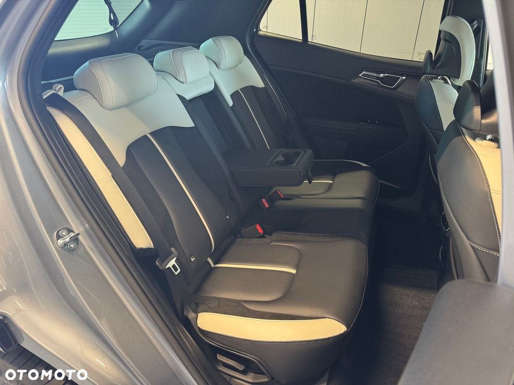 Kia Sportage - 16