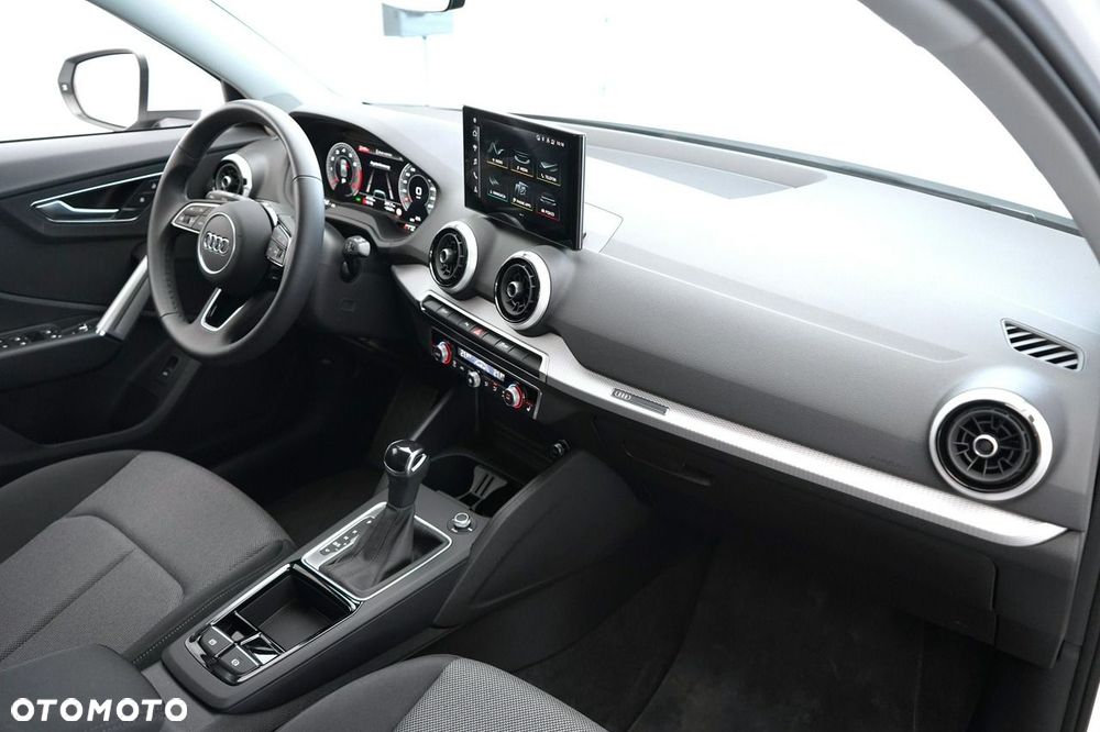 Audi Q2 - 24