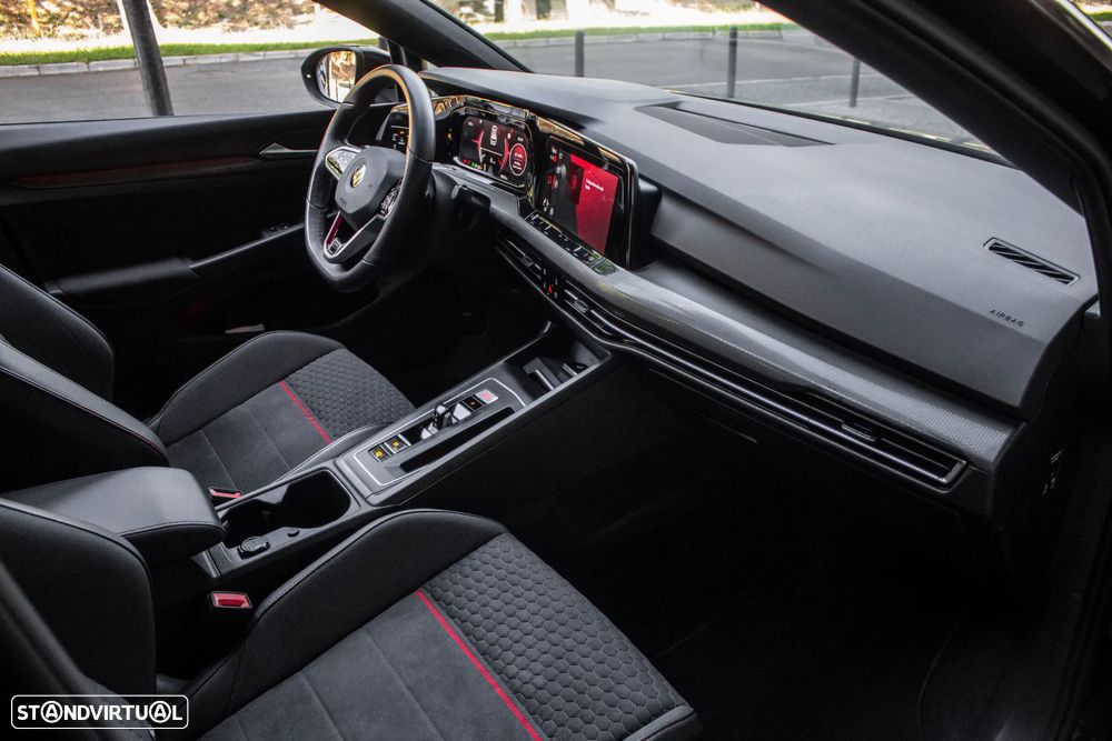 VW Golf 2.0 TSI GTI Clubsport DSG - 26