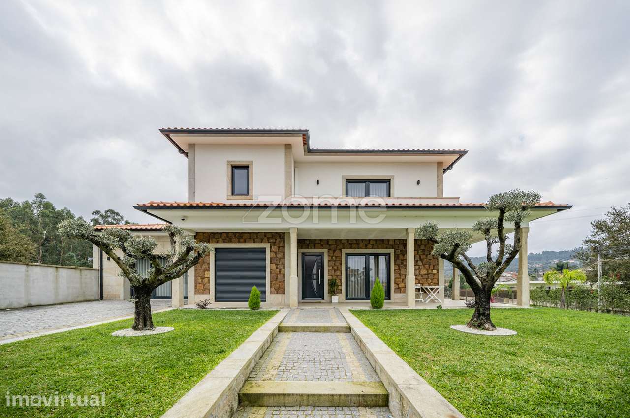 Moradia Individual T5 em Barbudo, Vila Verde-Braga. - Grande imagem: 2/58