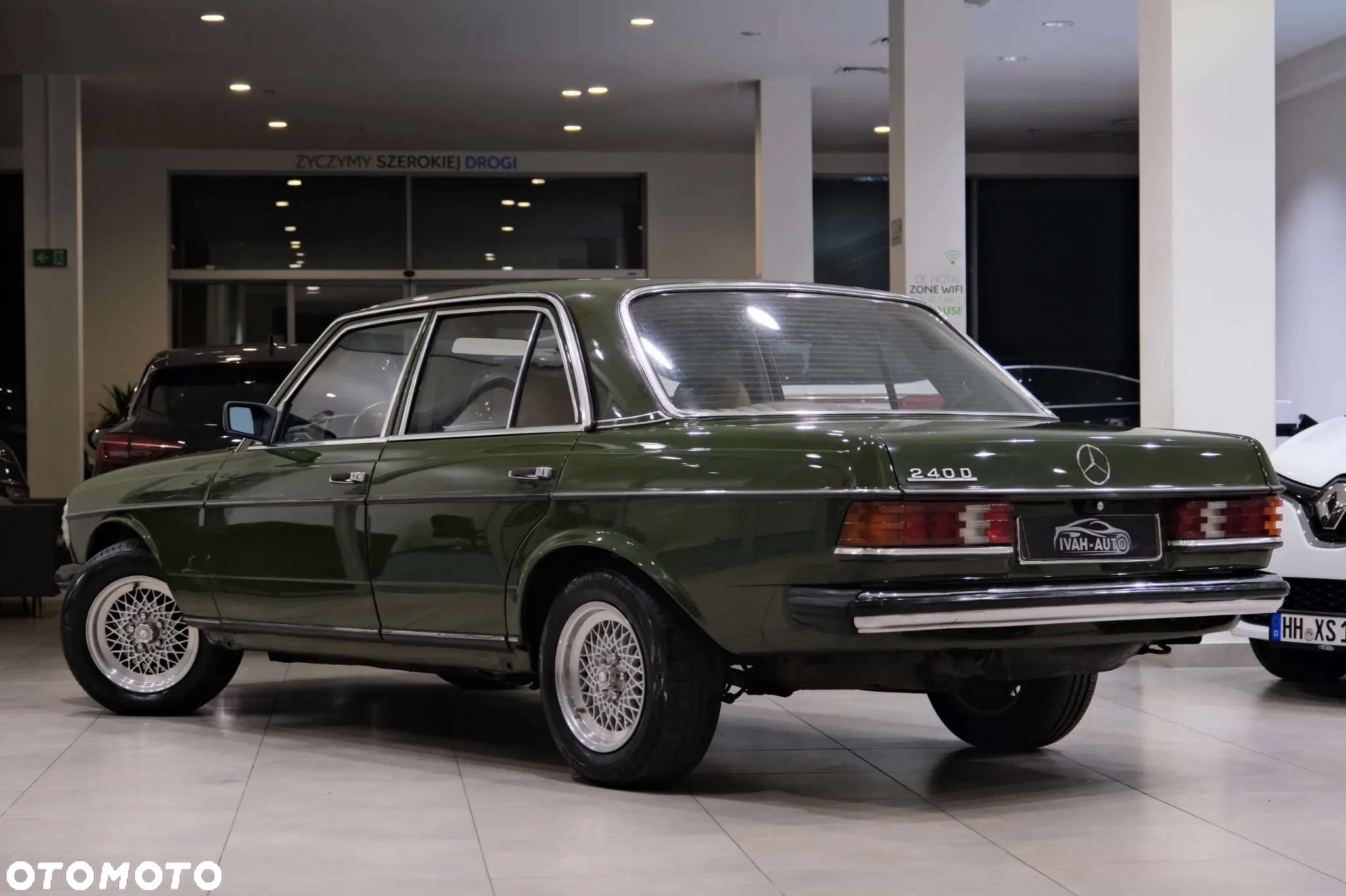 Mercedes-Benz W123 - 11