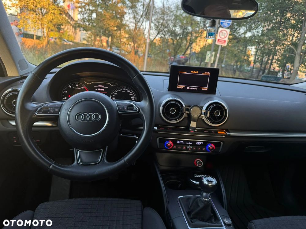 Audi A3 3-drzwiowe 1.4 TFSI Ambition - 17