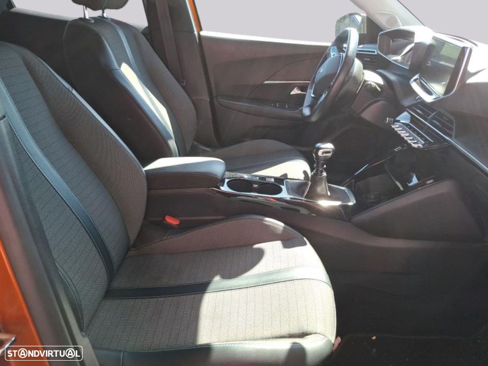 Peugeot 2008 - 5