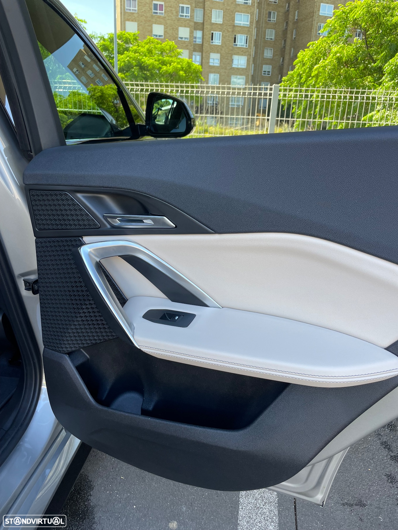 BMW iX1 xDrive30 Pack Desportivo M - 7