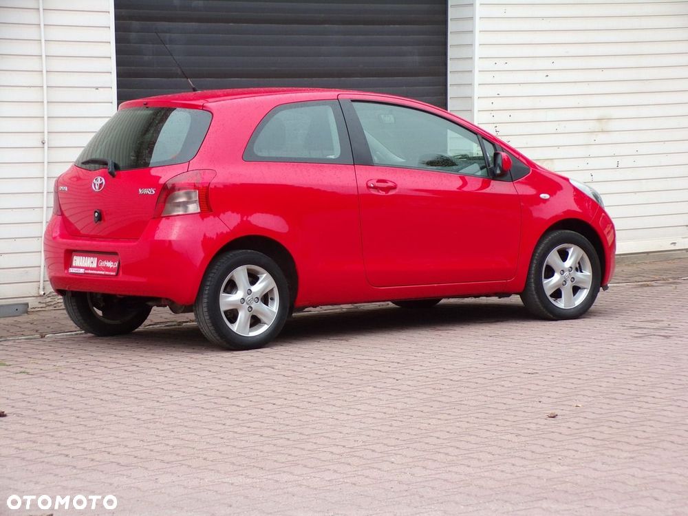 Toyota Yaris - 6