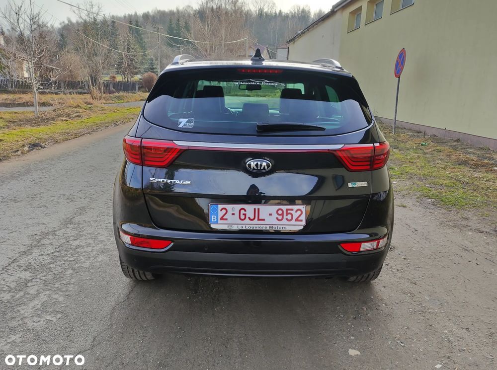 Kia Sportage 1.7 CRDI 2WD ISG Dream-Team Edition - 9