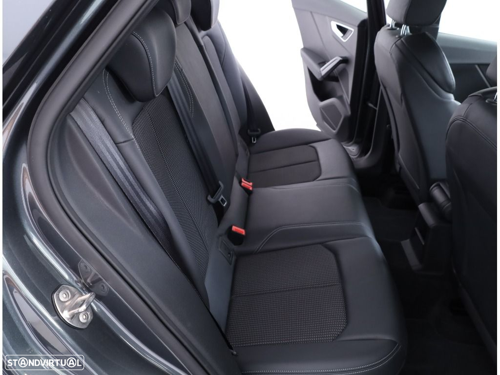 Audi SQ2 TFSI quattro S tronic - 25