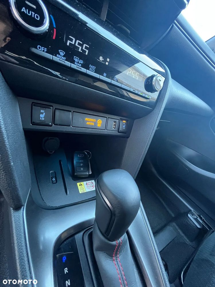 Toyota Yaris Cross 1.5 VVT-i GR Sport - 10