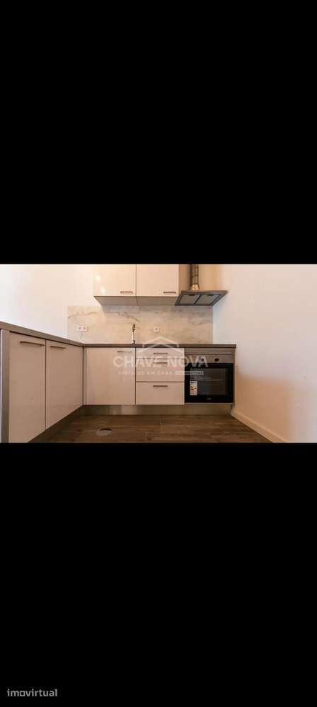Moradia T1 renovada em Sermonde - Grande imagem: 2/7