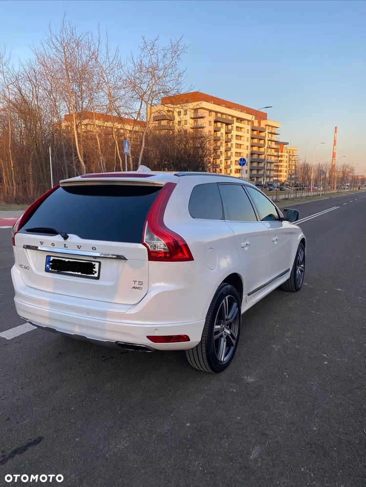 Volvo XC 60 - 4