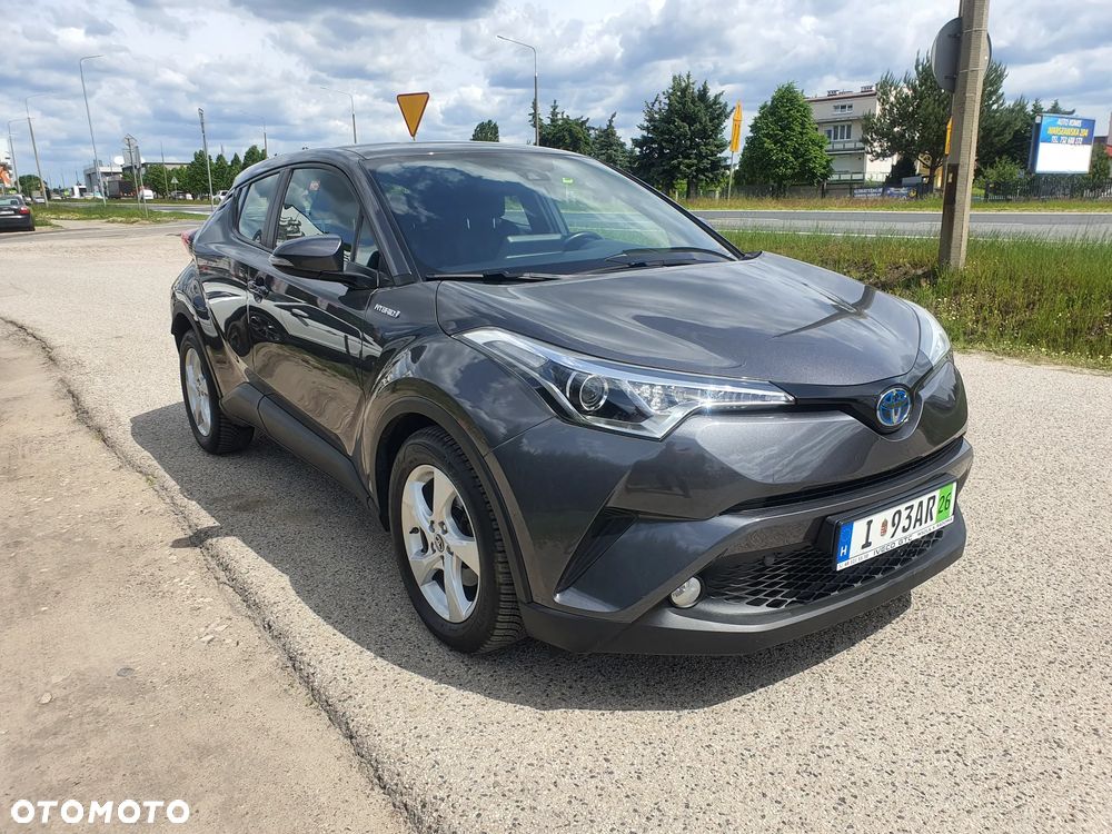 Toyota C-HR Business-Edition - 4