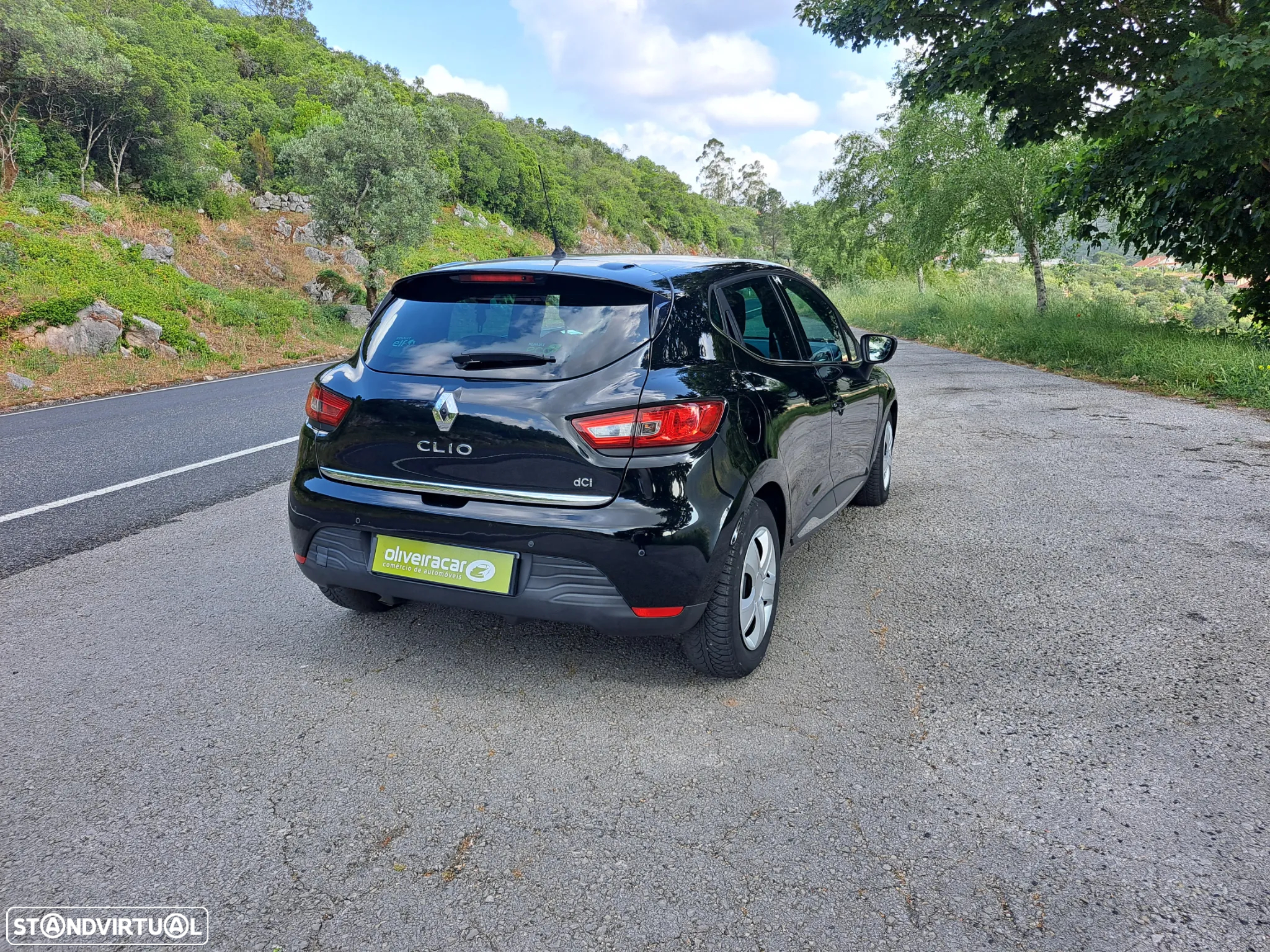 Renault Clio 1.5 dCi Luxe - 24