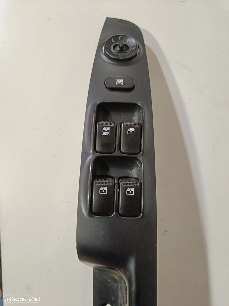 Comando botões interruptor botão vidros Hyundai i10 2009 - 1