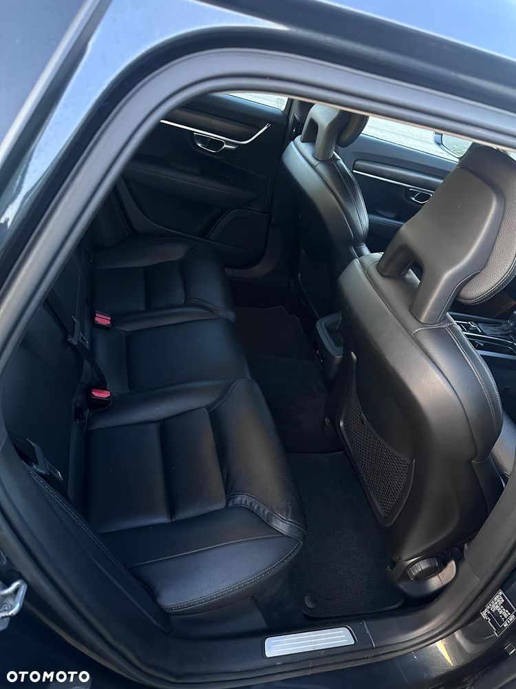 Volvo V90 D5 AWD Inscription - 32