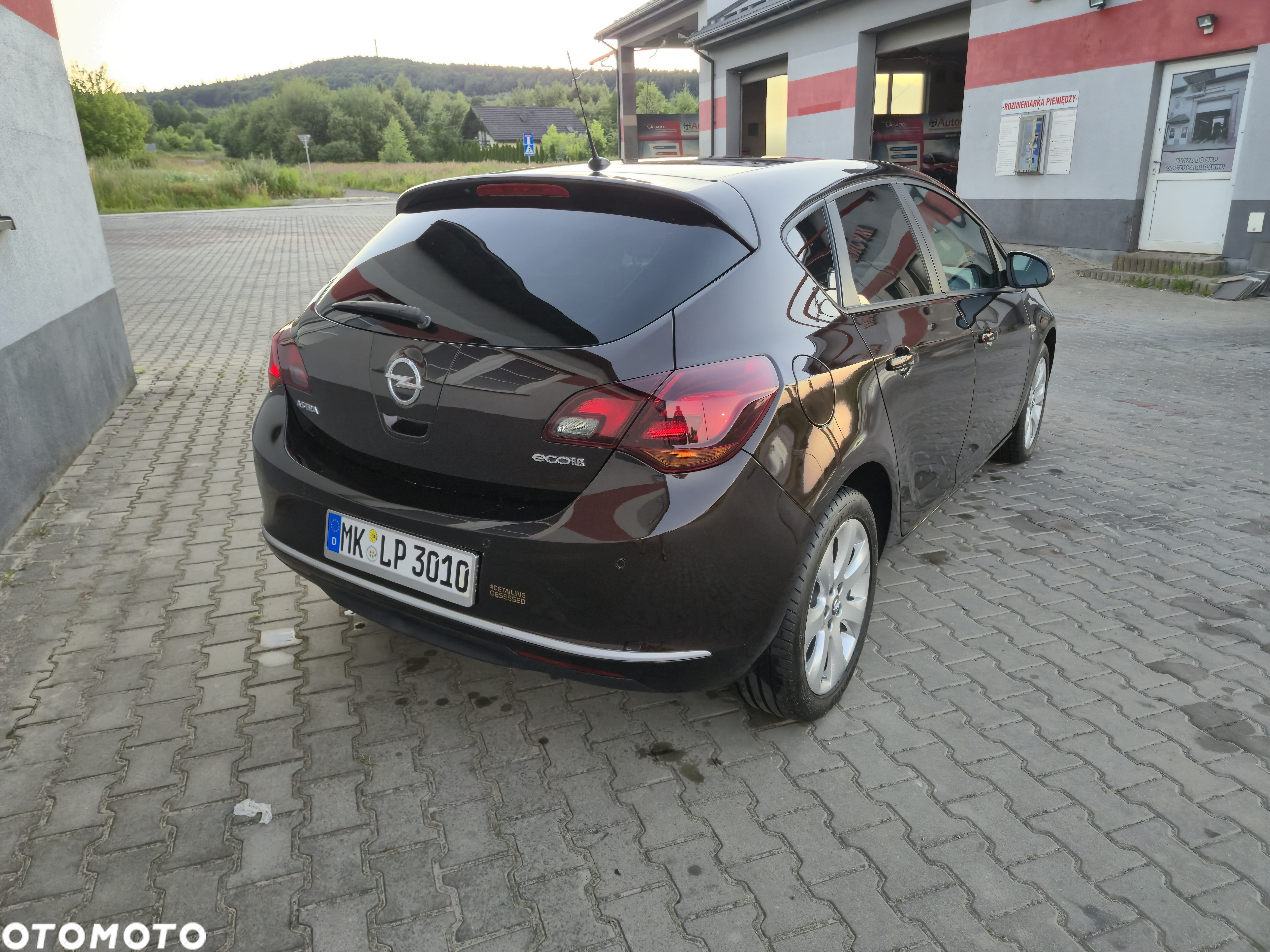 Opel Astra 1.4 Turbo Edition - 10