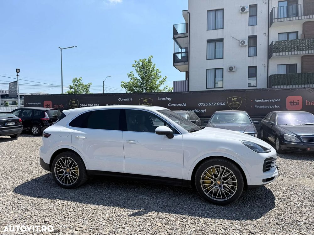 Porsche Cayenne S - 7