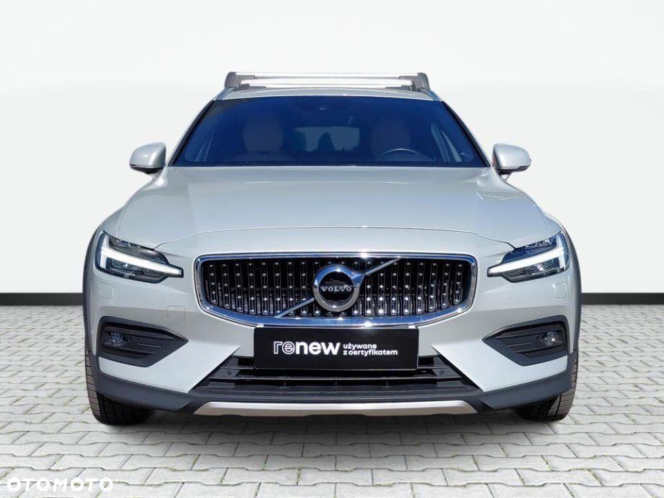 Volvo V60 Cross Country - 2