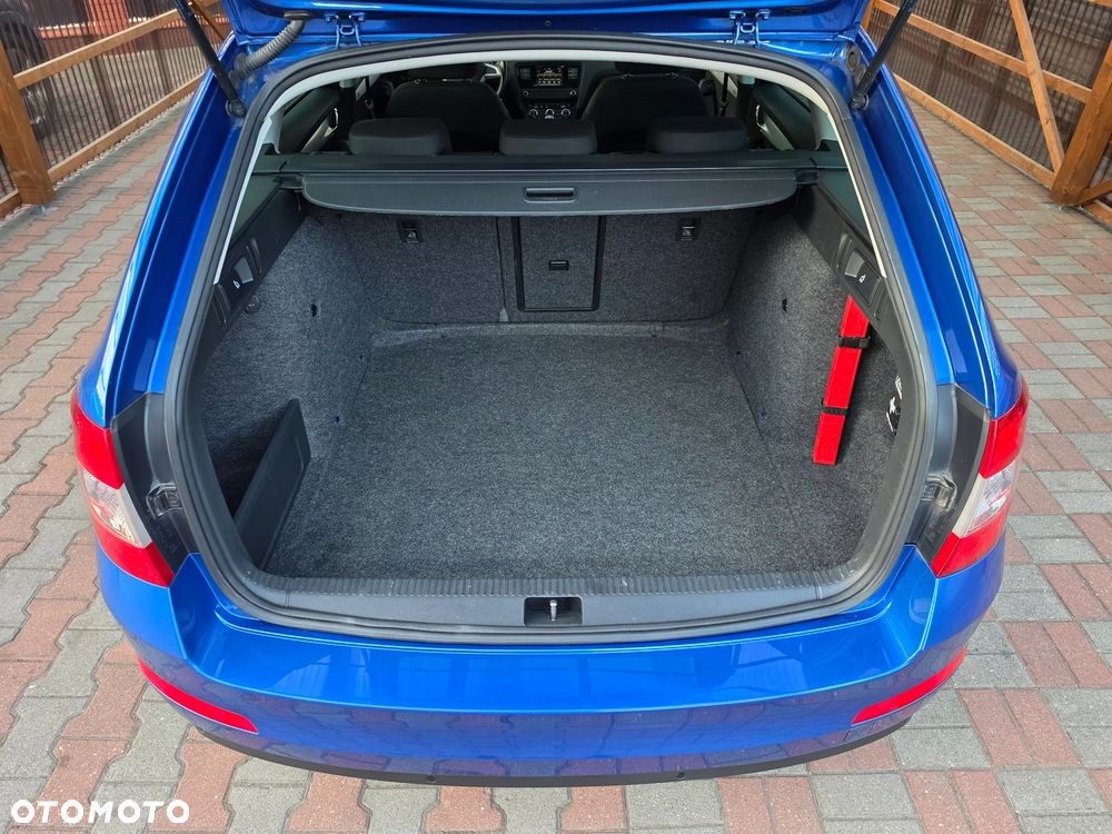 Skoda Octavia 2.0 TDI (Green tec) Style - 11