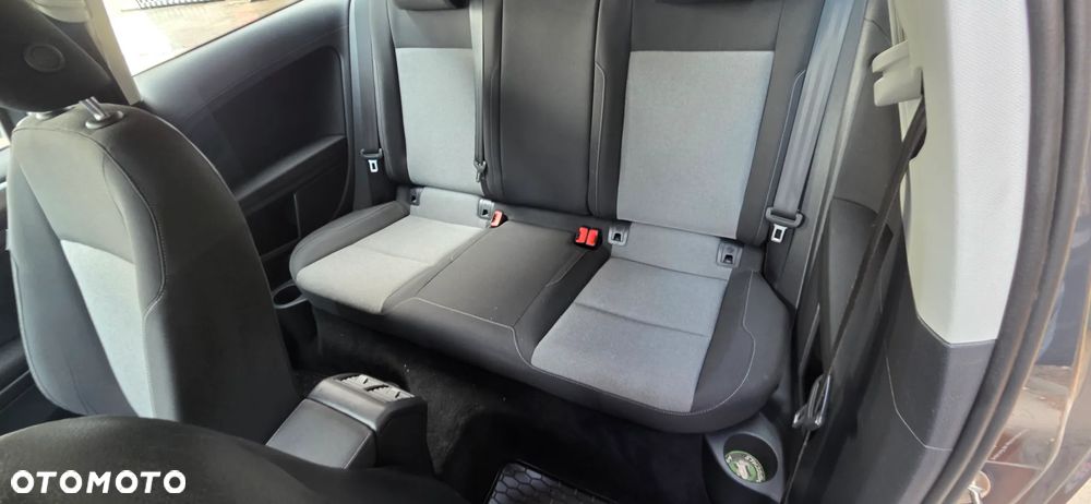 Volkswagen Golf 1.6 TDI BMT Highline - 30