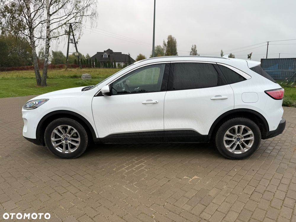 Ford Kuga - 3