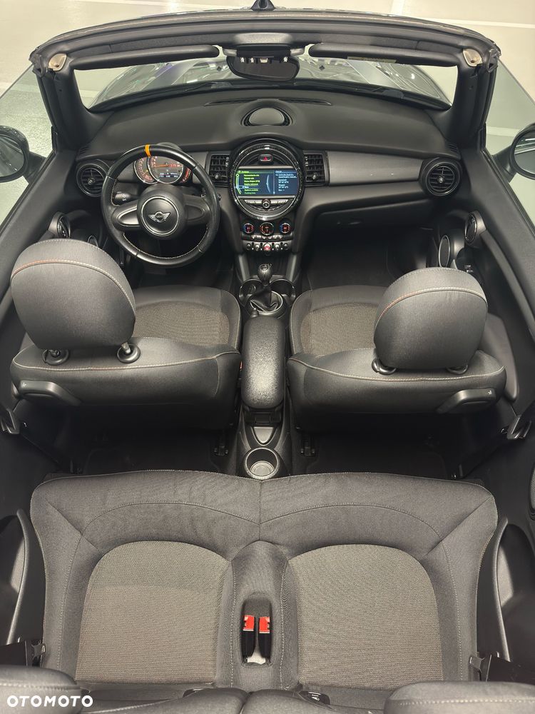 MINI Cooper Sidewalk - 11