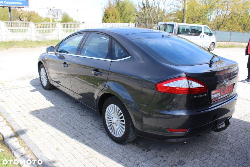 Ford Mondeo 2.0 Champions Edition - 16