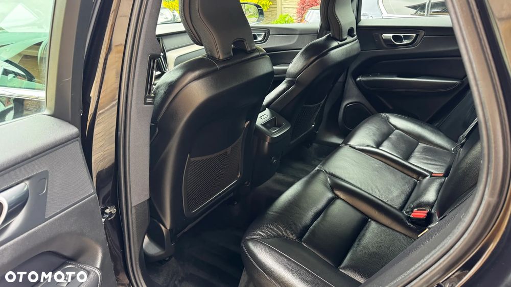 Volvo XC 60 D4 Geartronic Inscription - 18