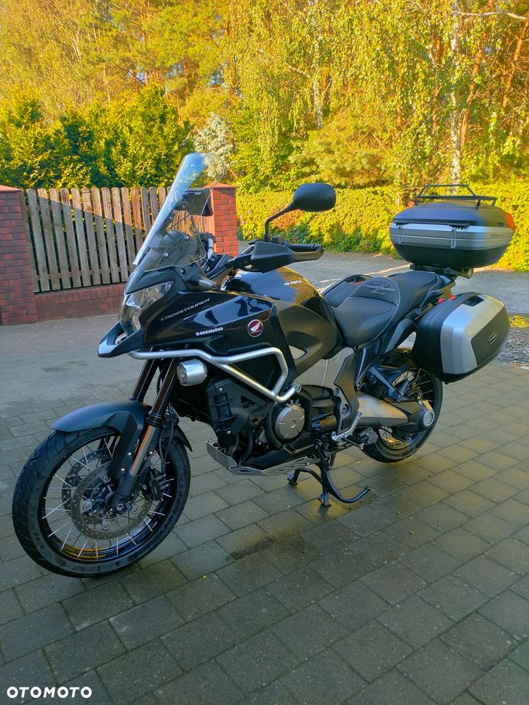 Honda VFR - 3