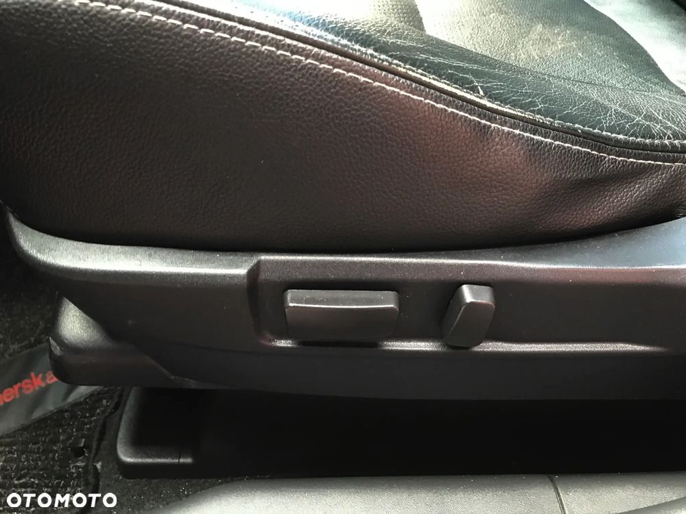 Mitsubishi Outlander 2.2 DI-D 4WD Diamant Edition - 32
