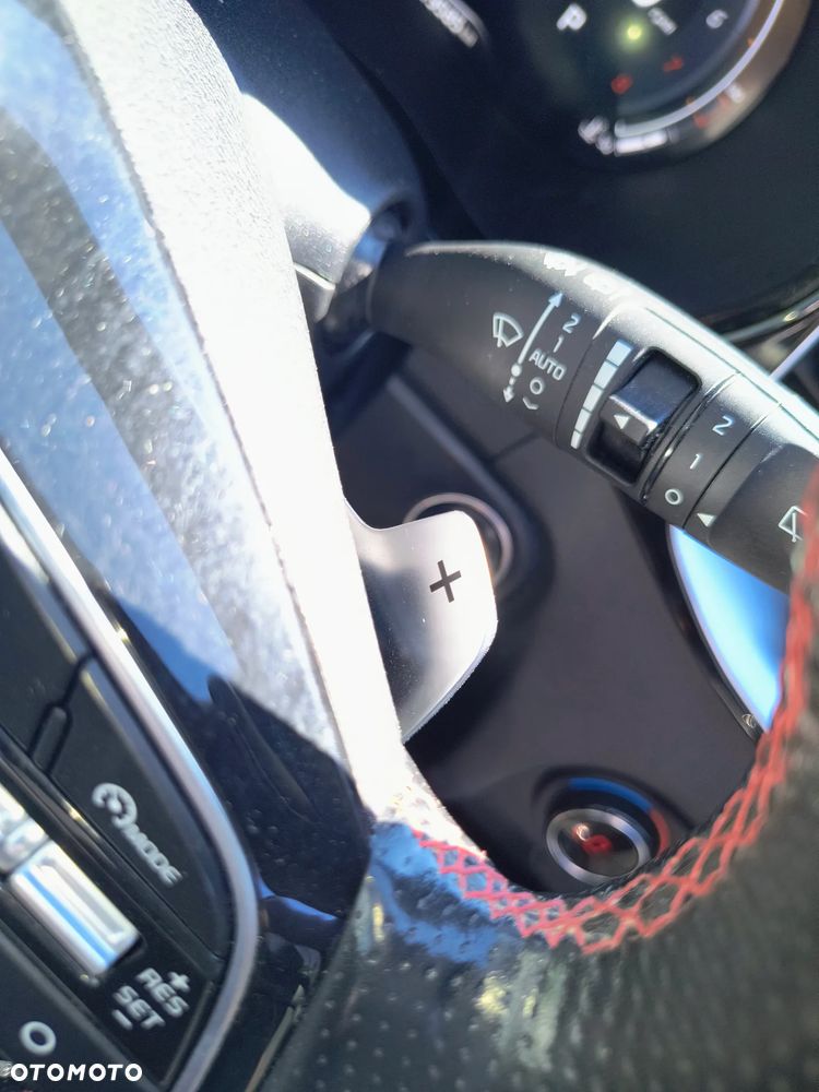 Kia ProCeed - 30
