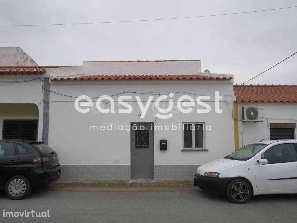 Moradia T4 em aldeia no concelho de Aljustrel com saída para 2 ruas - Grande imagem: 2/26