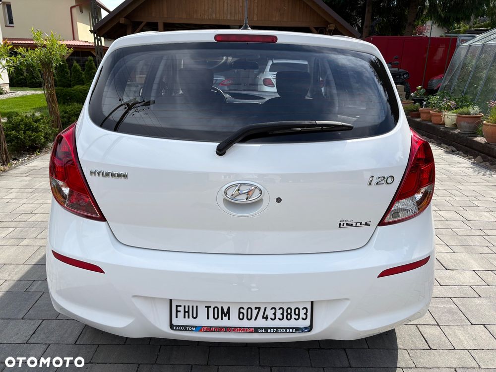 Hyundai i20 1.2 Trend - 13