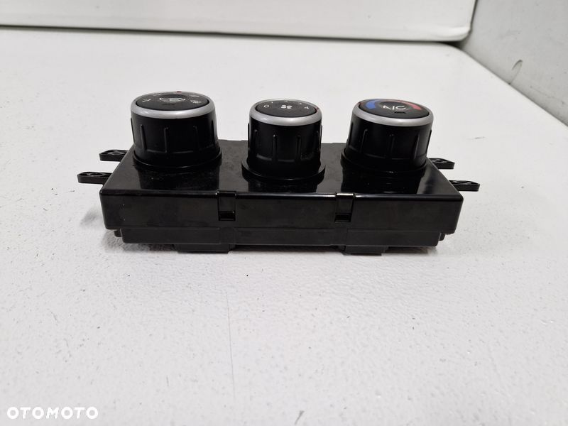 HYUNDAI TUCSON 1 I PANEL NAWIEWU KLIMATYZACJI 97250-2EXXX - 2