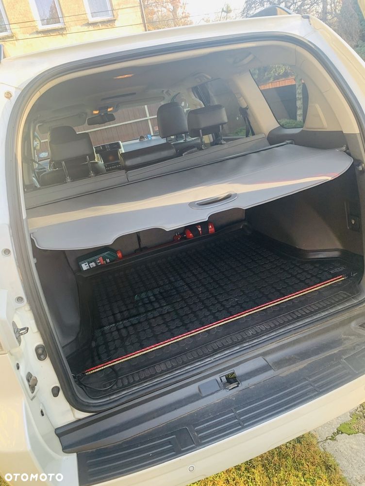 Toyota Land Cruiser LC 3.0 D-4D Prestige - 3