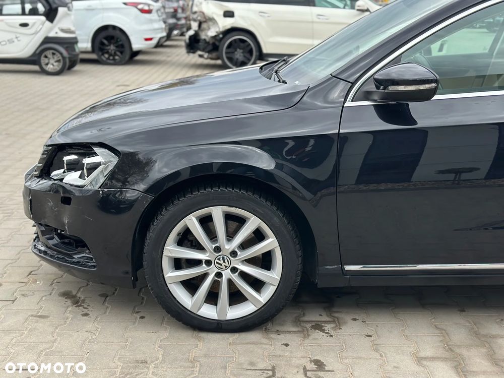 Volkswagen Passat - 4