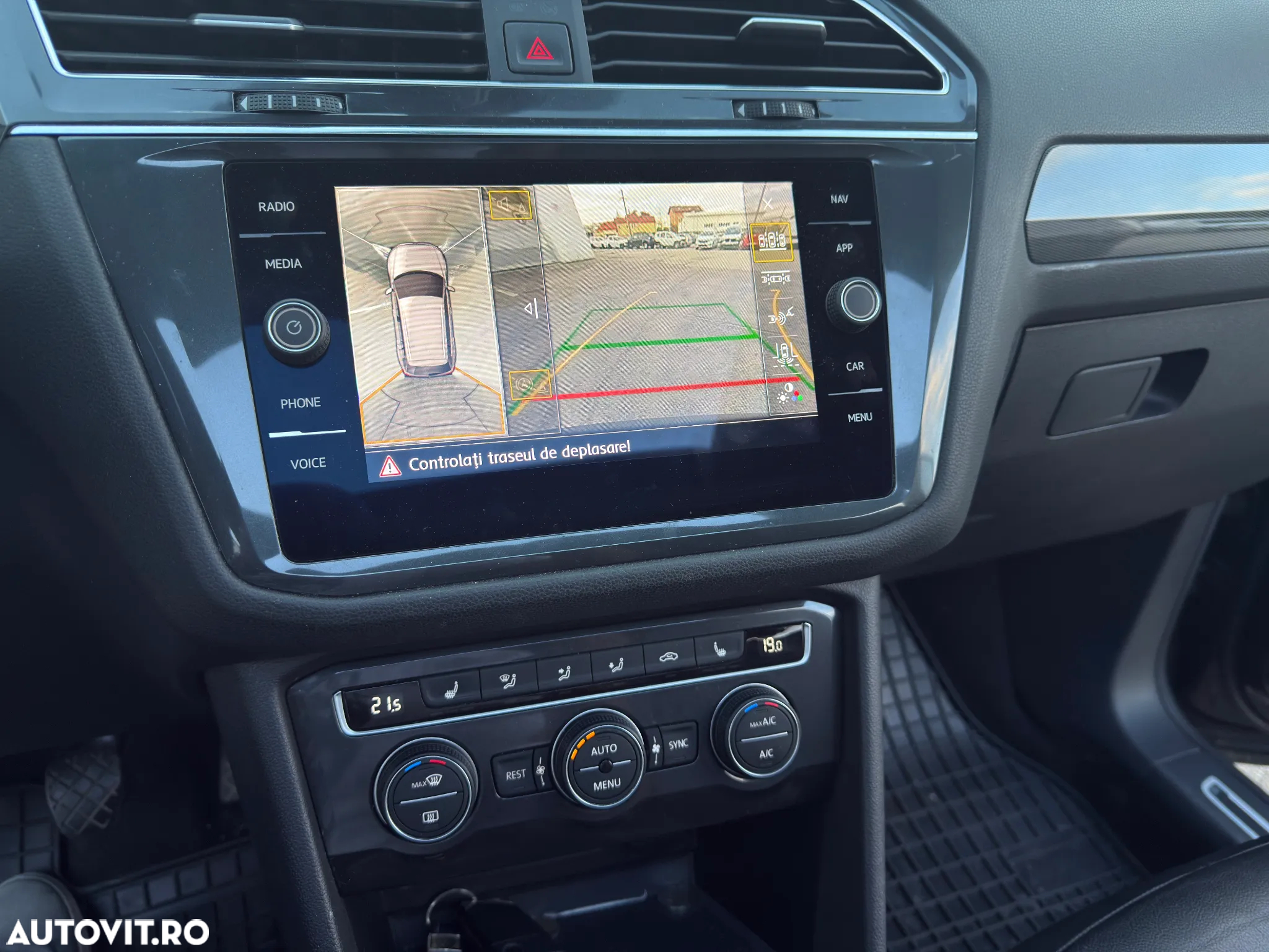Volkswagen Tiguan 2.0 TDI DPF Comfortline - 8