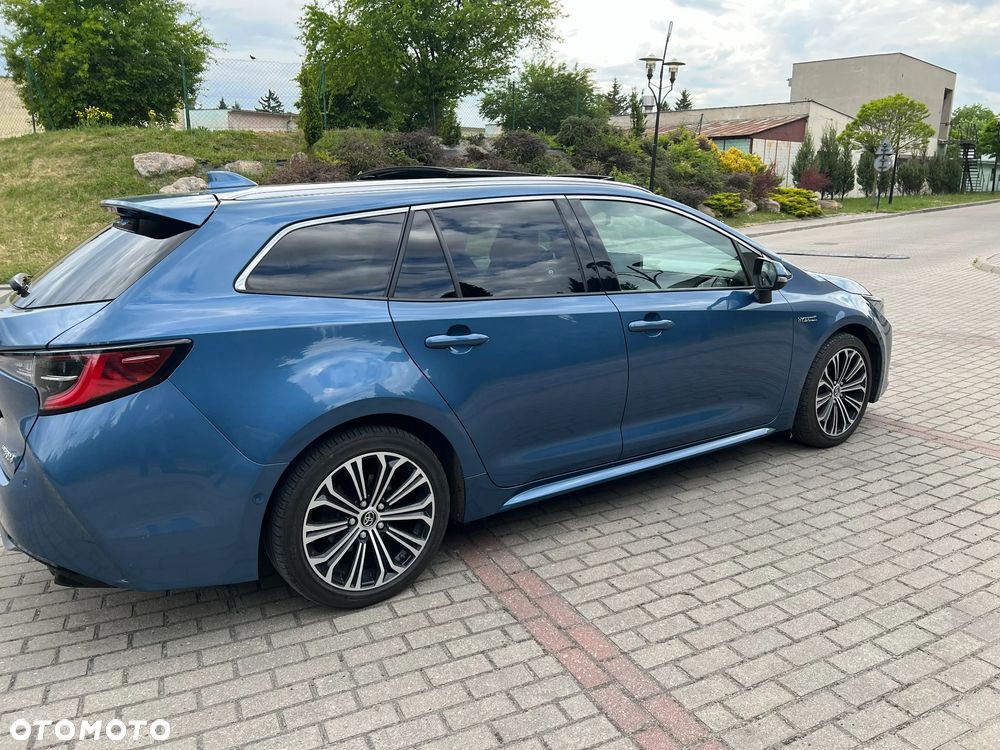 Toyota Corolla 2.0 Hybrid Executive - 8