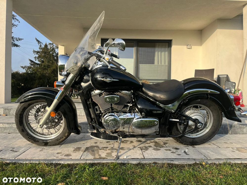 Suzuki VL 800 Volusia - Boulevard C50 - 2