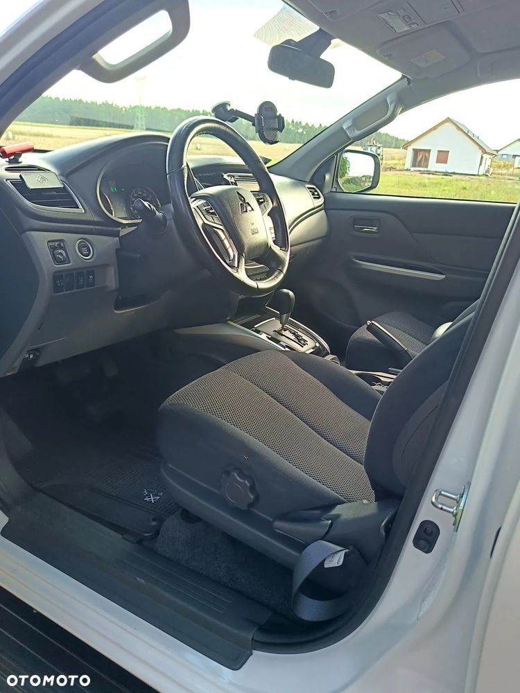 Mitsubishi L200 2.4 d DC Intense Plus EU6 - 10