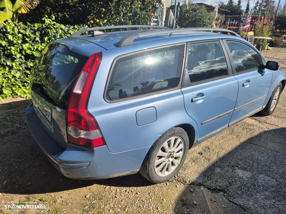 Volvo V50 2.4i - 4