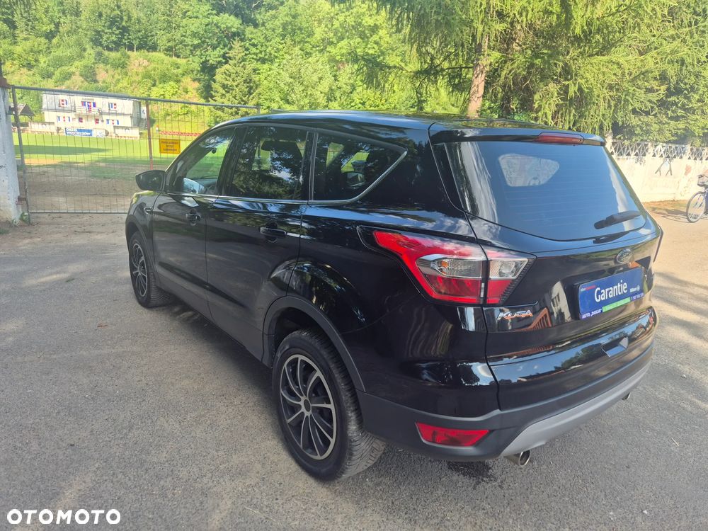 Ford Kuga 1.5 EcoBoost 2x4 Business Edition - 4