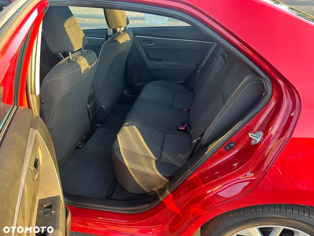 Toyota Corolla 1.6 Active - 9
