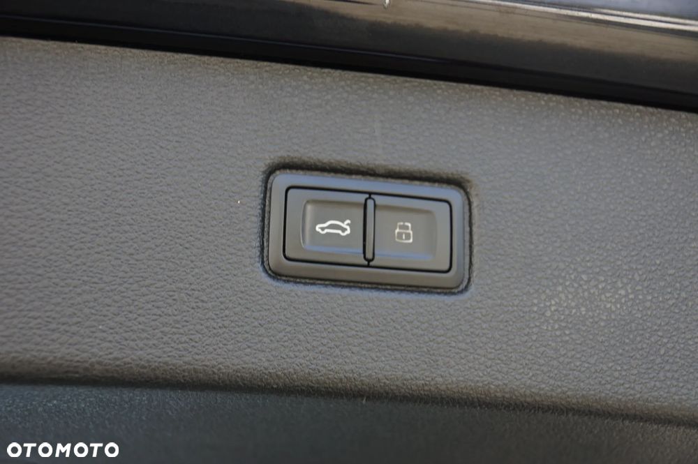 Audi Q7 3.0 TDI ultra Quattro Tiptronic - 38