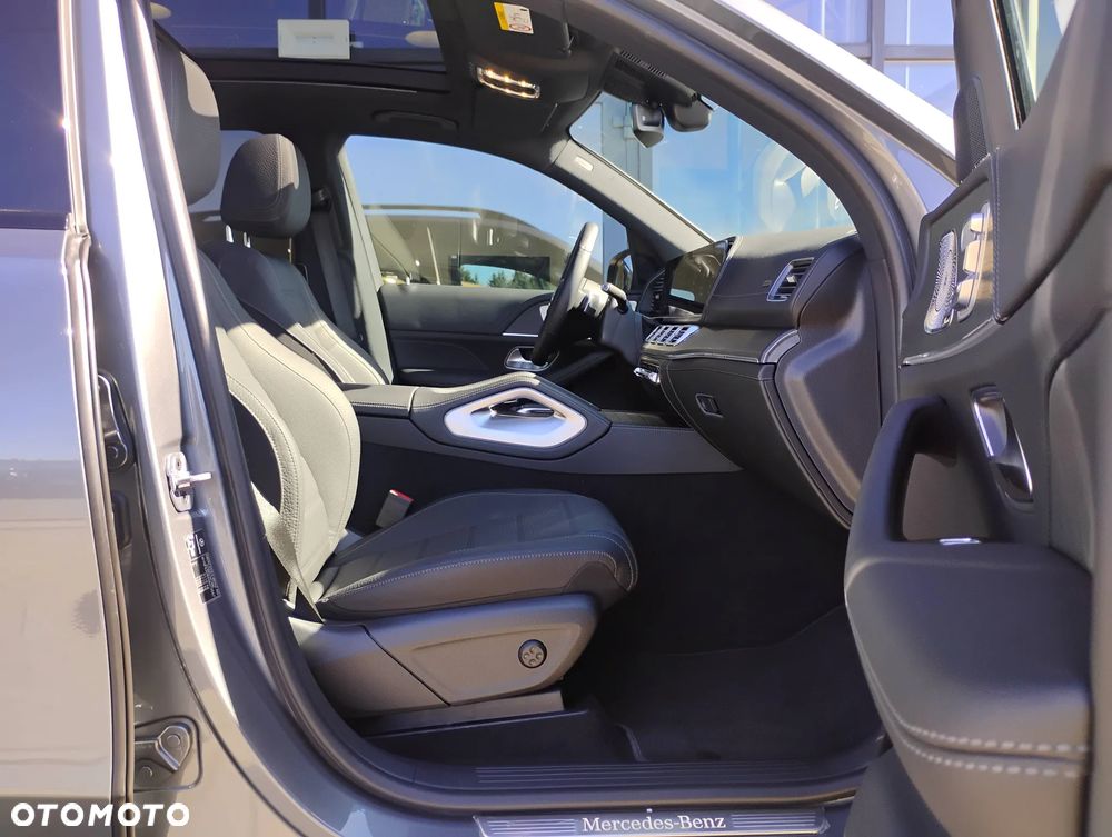 Mercedes-Benz GLE - 19