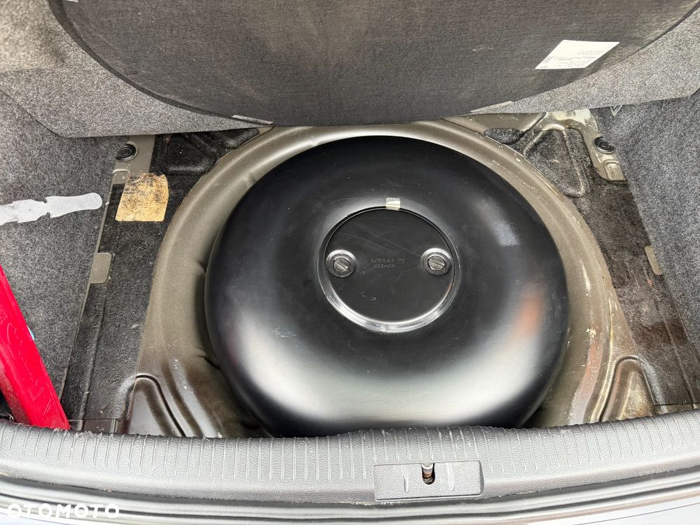Volkswagen Golf - 26