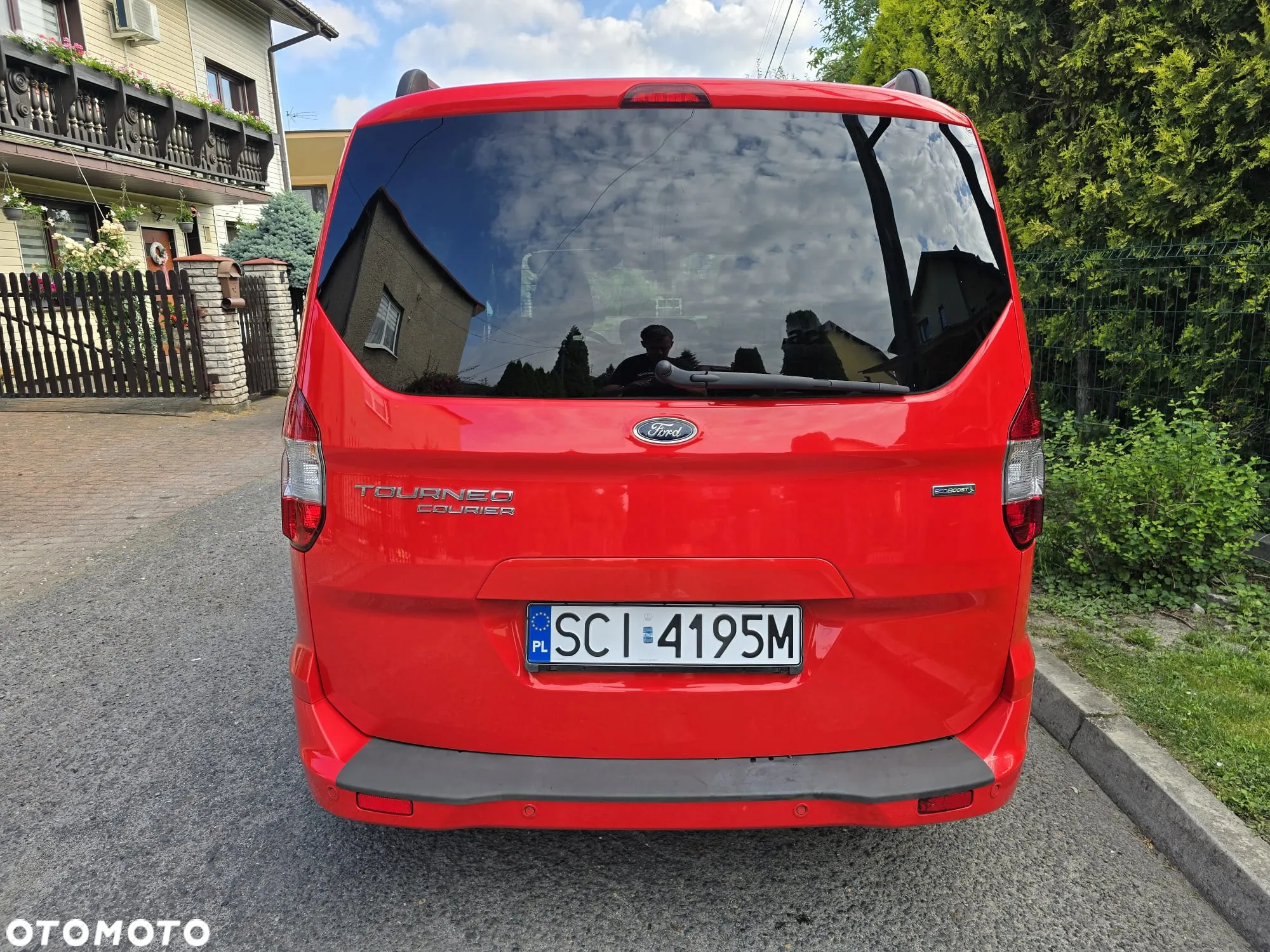 Ford Tourneo Courier 1.0 EcoBoost Titanium - 9